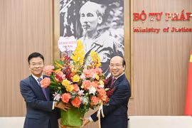 Thứ trưởng Phan Chí Hiếu làm Chủ tịch Viện Hàn lâm Khoa học xã hội Việt Nam