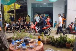 Bắt khẩn cấp nghi phạm bỏ thuốc bả chó vào sữa ở huyện Cái Bè -Tiền Giang