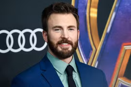 "Đội trưởng Mỹ" Chris Evans từ bỏ sử dụng mạng xã hội