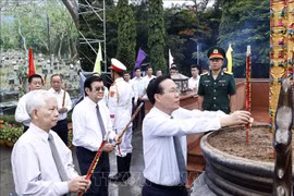 Chủ tịch nước dự các hoạt động kỷ niệm 76 năm Ngày Thương binh - Liệt sĩ tại Côn Đảo