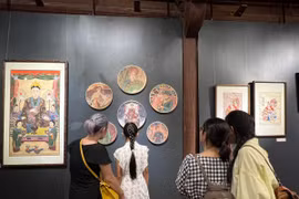 Giữ “lửa” dòng tranh dân gian Hàng Trống trong đời sống đương đại