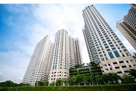 Nhiều dự án trong giai đoạn cất nóc, dự báo giao dịch căn hộ tầm trung tại TP HCM sắp khởi sắc