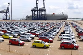 Nhập khẩu xăng dầu và ô tô tăng mạnh trong 2 tháng đầu năm