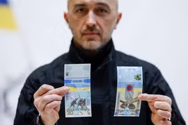 Ukraine công bố tiền giấy kỷ niệm 1 năm cuộc chiến với Nga