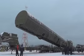Ông Putin nói về hạt nhân và siêu tên lửa Sarmat nhân dịp 1 năm cuộc chiến