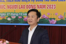 Người bác sĩ "tái sinh" những mảnh đời nhiễm HIV/AIDS