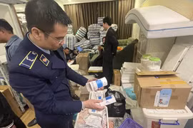 Hà Nội: Phát hiện gần 3 tấn nguyên liệu thuốc không rõ nguồn gốc tại khu đô thị “sang chảnh”