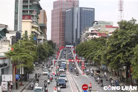 Hà Nội: Thí điểm cấm phương tiện rẽ trái từ Chùa Bộc vào Học viện Ngân hàng
