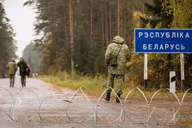 Lithuania đóng hai cửa khẩu biên giới với Belarus