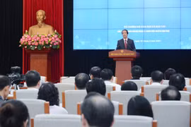 Nâng cao thu nhập cho giáo viên: Cần chính sách tổng thể, thiết thực!