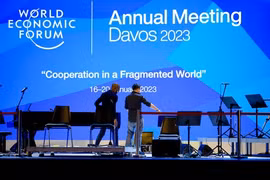 Davos 2023: Các thuyết âm mưu phát triển mạnh trên mạng xã hội