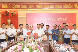 Tăng cường hợp tác tuyên truyền giữa Báo Nhân Dân và tỉnh Hà Tĩnh