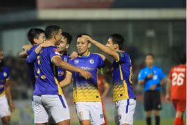 Đánh bại Hồng Lĩnh Hà Tĩnh, Hà Nội FC lên ngôi đầu V.League 2023