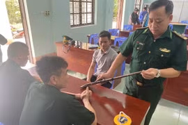 Bình Liêu (Quảng Ninh): Người dân tự giao nộp nhiều vũ khí tự chế