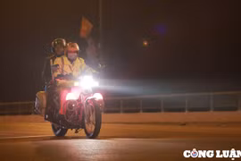 Nghệ An: Cảnh sát giao thông tuyến huyện huy động 100% quân số tuần tra xuyên đêm Giao thừa