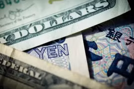 Đồng USD: “Dò đáy” ở thị trường châu Á, phục hồi trong nước