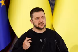 Ông Zelenskyy bất ngờ đến thăm Argentina và sẽ dự lễ nhậm chức của tân Tổng thống Milei