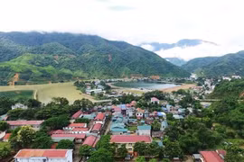 Nâng cao đời sống mọi mặt cho người dân, bảo đảm quốc phòng - an ninh vùng “phên dậu” của Quốc gia