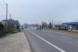 Va chạm liên hoàn trên quốc lộ 1 khiến 3 người thương vong