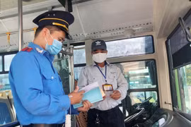 Hà Nội: Kiểm tra đột xuất hoạt động của đơn vị kinh doanh vận tải bằng ô tô