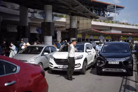 Kiến nghị cho phép mở rộng thu phí không dừng tại sân bay