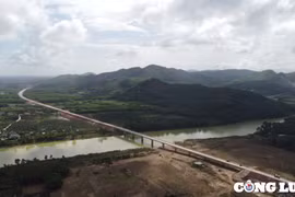 Tổ chức giao thông tạm thời đối với cao tốc Cam Lộ - La Sơn