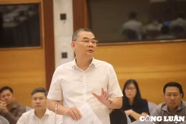 Vụ Việt Á: Vì sao một số lãnh đạo cùng nhận tiền nhưng bị truy tố các tội danh khác nhau?