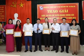 Trao giải cuộc thi báo chí “Tuyên Quang chung sức xây dựng nông thôn mới”
