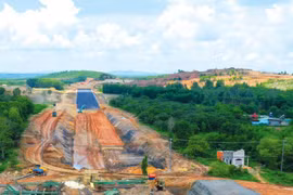 Cao tốc Bắc - Nam: Vẫn còn những vướng mắc cần tháo gỡ