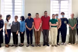 Phá đường dây đánh bạc bằng hình thức ghi số lô, số đề gần 1 tỷ/ngày
