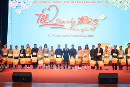 Thường trực Ban Bí thư Võ Văn Thưởng dự chương trình "Tết sum vầy - Xuân gắn kết"