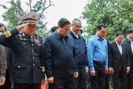 Thủ tướng Phạm Minh Chính tưởng niệm các anh hùng, liệt sĩ tại Bến tàu Không số Vũng Rô