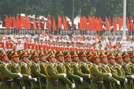 Xem xét giao Chính phủ quy định tiêu chí, điều kiện phong hàm cấp tướng CAND trước thời hạn