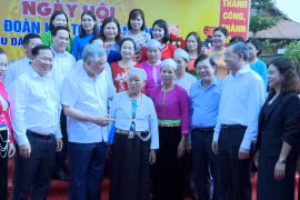 Tổng Kiểm toán nhà nước tham dự Ngày hội Đại đoàn kết toàn dân tộc tại tỉnh Hòa Bình