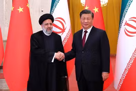 Trung Quốc ca ngợi 'tình đoàn kết' trong chuyến thăm của Tổng thống Iran