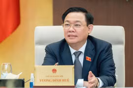 Bảo vệ các chủ thể người tiêu dùng, người sản xuất hay phân phối đều bình đẳng trước pháp luật