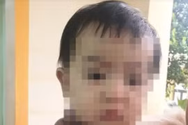 Nghệ An: Bé gái bị bỏ rơi trong đêm mưa rét cùng “tâm thư” của mẹ