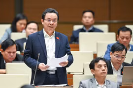 Bệnh viện tự chủ về nhân sự nhưng lại "gắn đuôi" tuân thủ theo quy định của pháp luật
