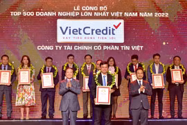 Lần thứ hai liên tiếp, VietCredit được vinh danh top 500 doanh nghiệp lớn nhất Việt Nam VNR500 2022