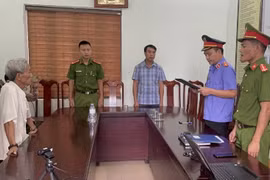 Cụ ông ‘nổ’ có mối quan hệ, lừa chiếm đoạt tiền chạy việc ở Hà Tĩnh