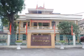 Trưởng phòng GD&ĐT ở Nam Định bị "tố" tham nhũng