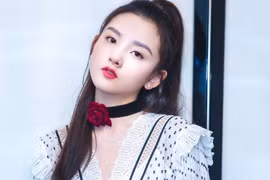 'Na Tra' Tống Tổ Nhi dính lùm xùm trốn thuế
