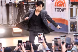 'Standing Next to You', ca khúc vừa ra mắt của Jungkook lọt top Billboard Hot 100