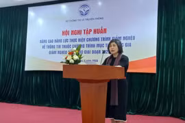 Tăng cường phối hợp giữa cơ quan quản lý nhà nước và các phóng viên, biên tập viên để giảm nghèo thông tin