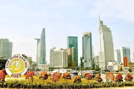 TP. Hồ Chí Minh kiểm tra công tác chuẩn bị cho lễ khai mạc, đón khách du xuân
