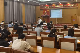 Tập huấn kỹ năng viết bài về bảo vệ nền tảng tư tưởng của Đảng cho phóng viên