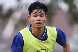 U22 Lào có 2 cầu thủ gốc Việt tại SEA Games 32