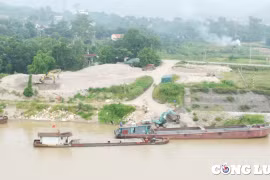 Xã Minh Quang (Ba Vì): Bến bãi ngang nhiên hoạt động trái phép trong mùa mưa lũ