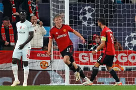 Man Utd thua trận thứ 2 tại vòng bảng Champions League 2023/24