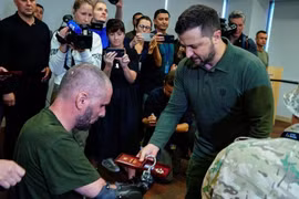Ông Zelenskyy thăm các thương binh Ukraine ở New York, sẽ phát biểu tại Liên hợp quốc